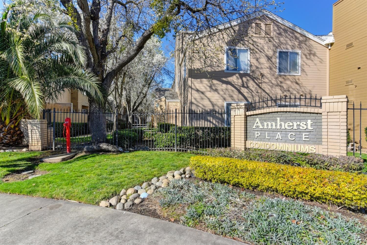 Property Photo: 1019 Dornajo Way 247 CA 95825