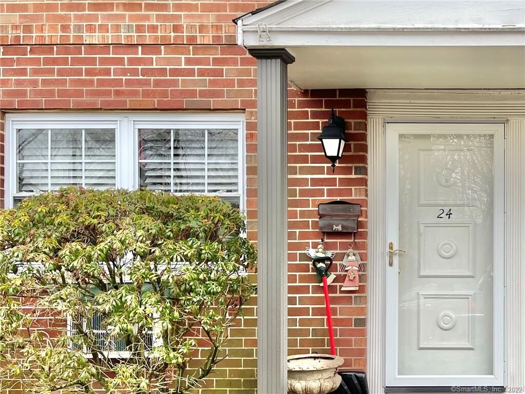 Property Photo: 24 Woodward Avenue 38 CT 06512