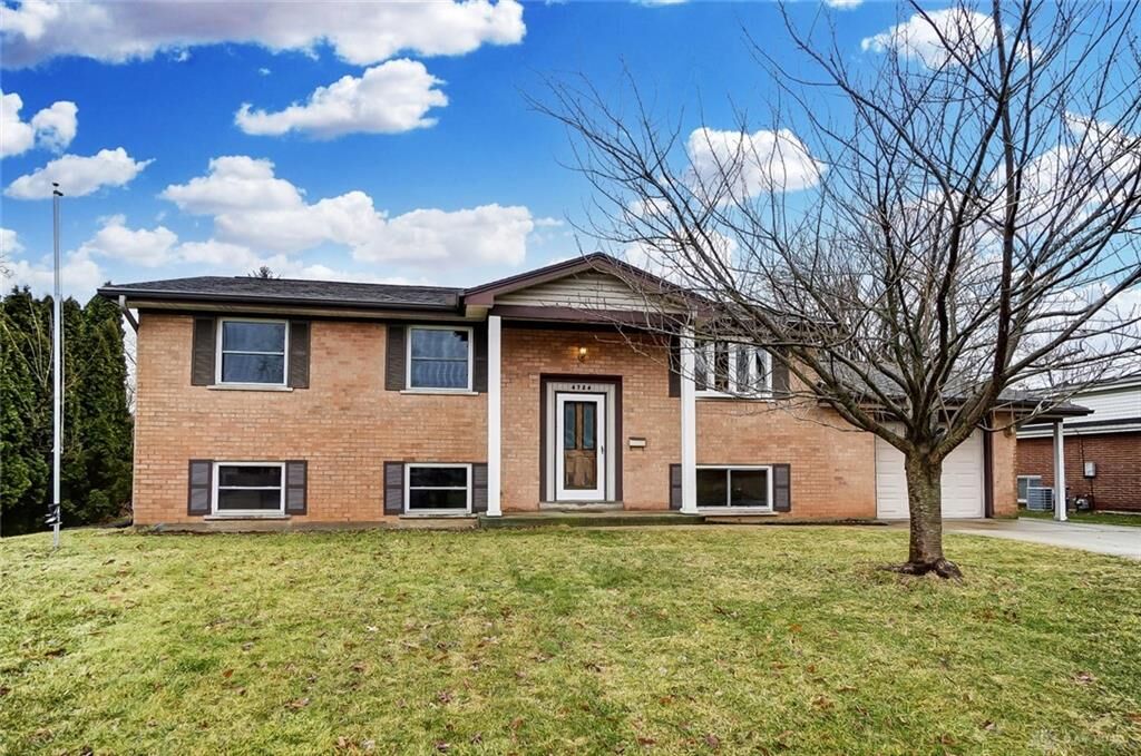 Property Photo:  4724 Renwood Drive  OH 45429