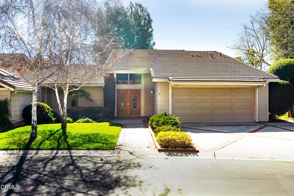 Property Photo: 2021 Rosemont Avenue 3 CA 91103