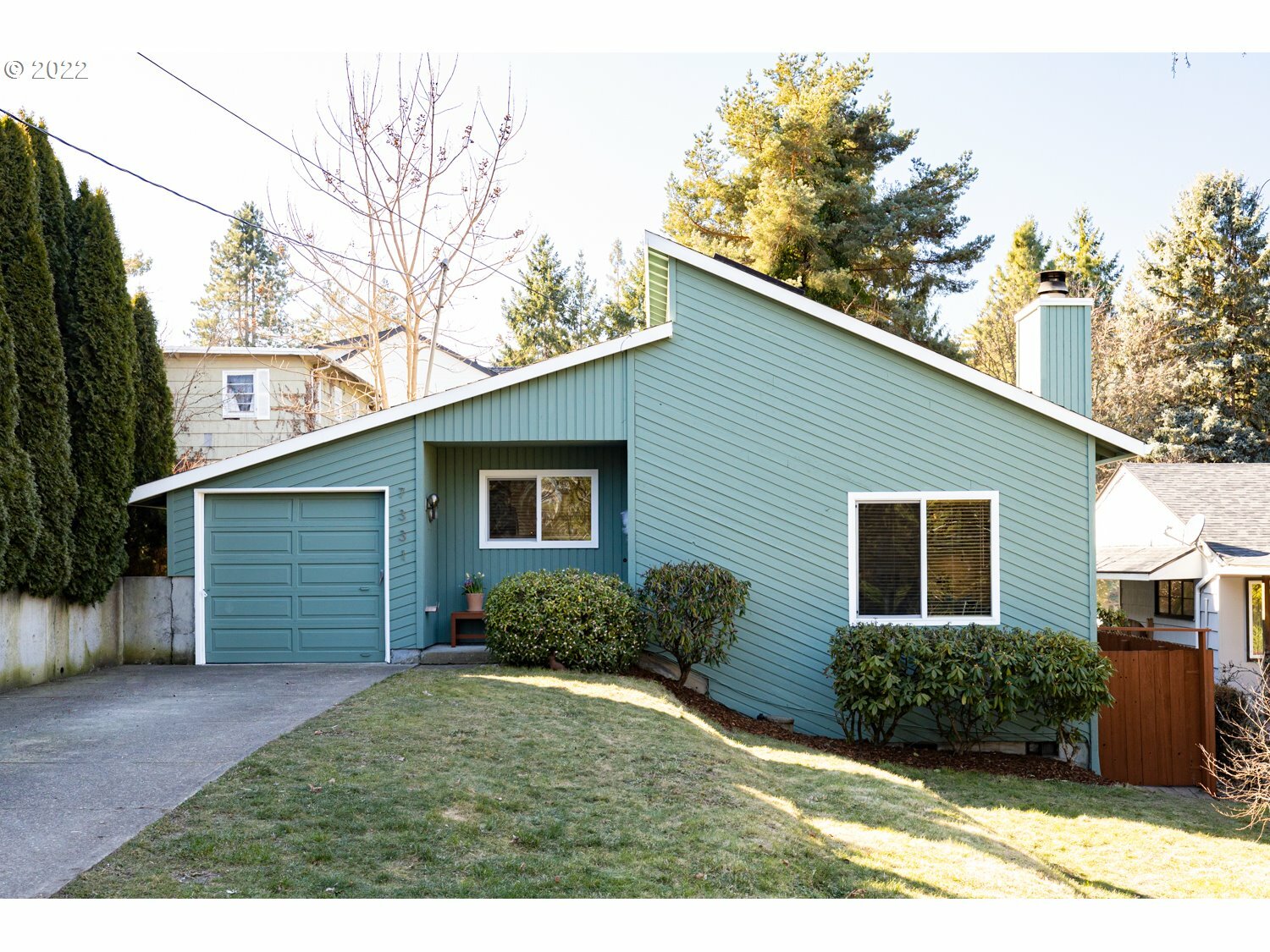 Property Photo:  7331 SW 17th Dr  OR 97219 