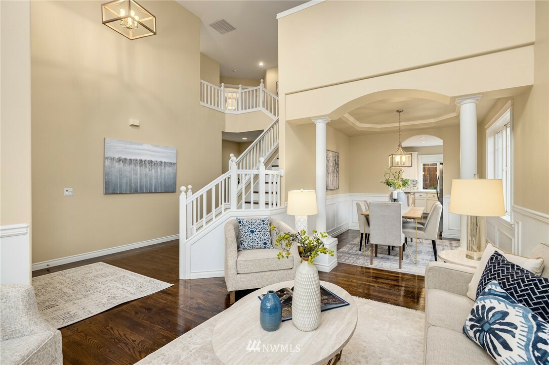Property Photo: 9915 236th Place SW WA 98020