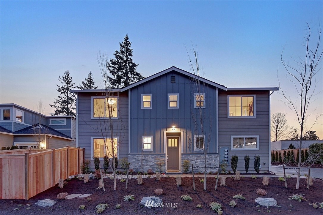 Property Photo: 21222 82nd Place W WA 98026