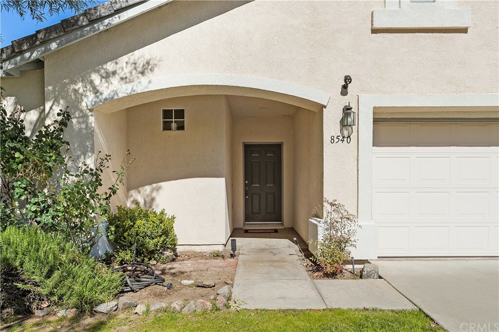 Property Photo:  8540 Rolling Hills Drive  CA 92883 