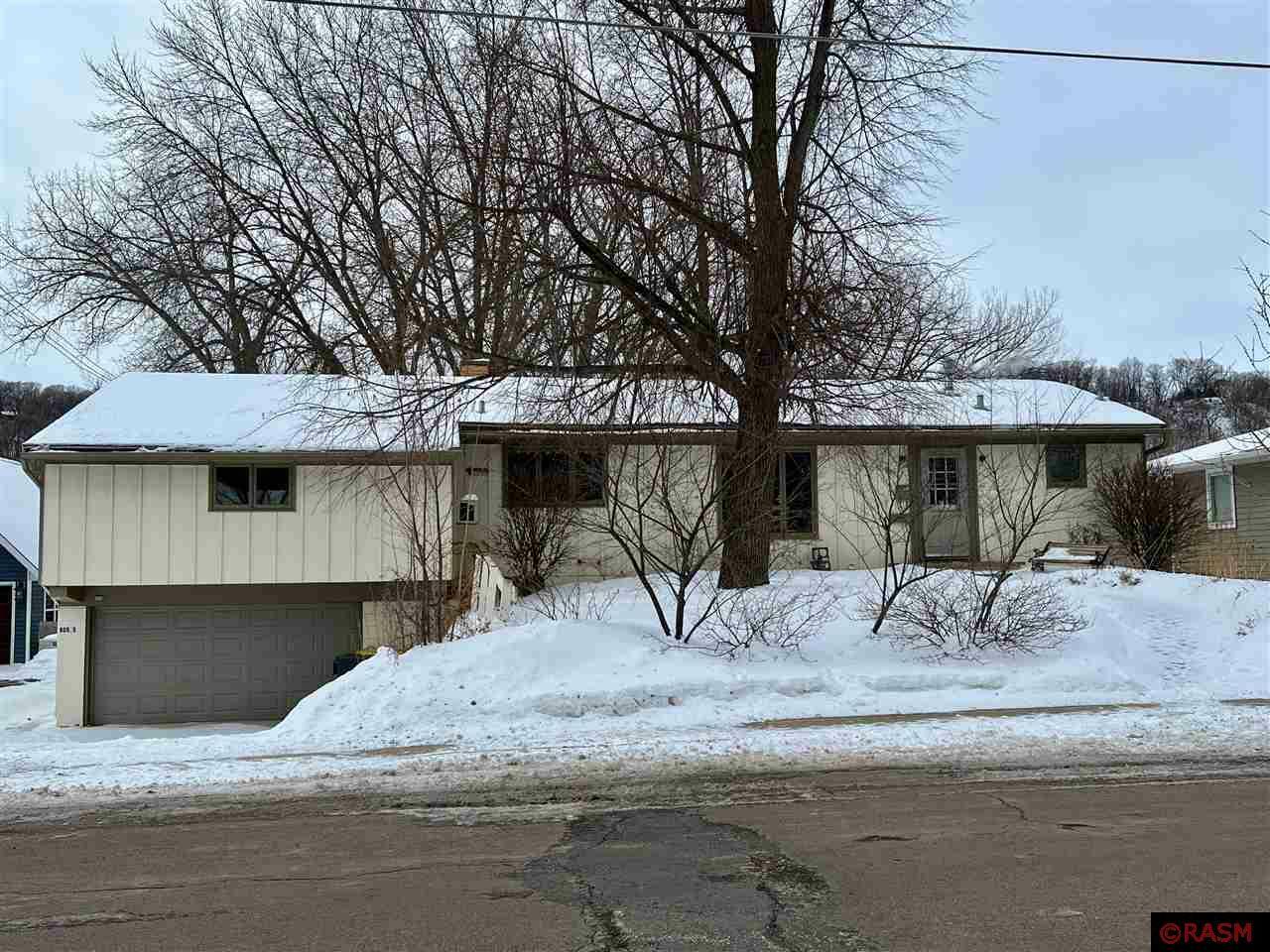 Property Photo: 909 Sherman Street MN 56003