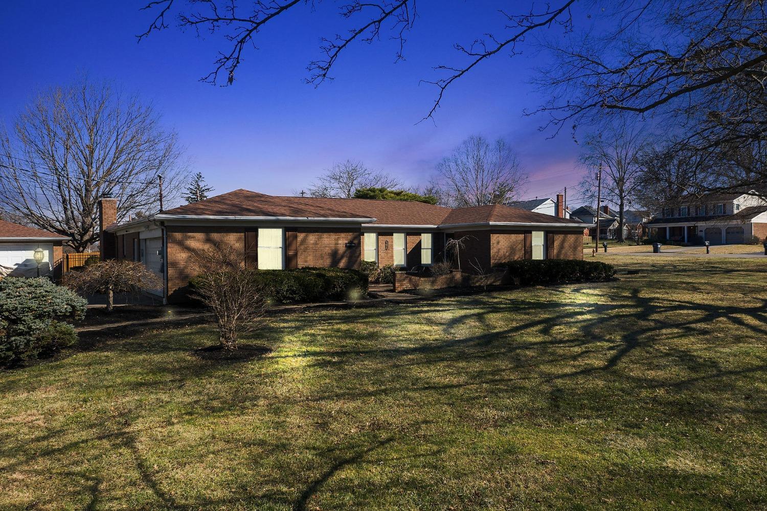 Property Photo: 6402 Mapleton Ave OH 45233