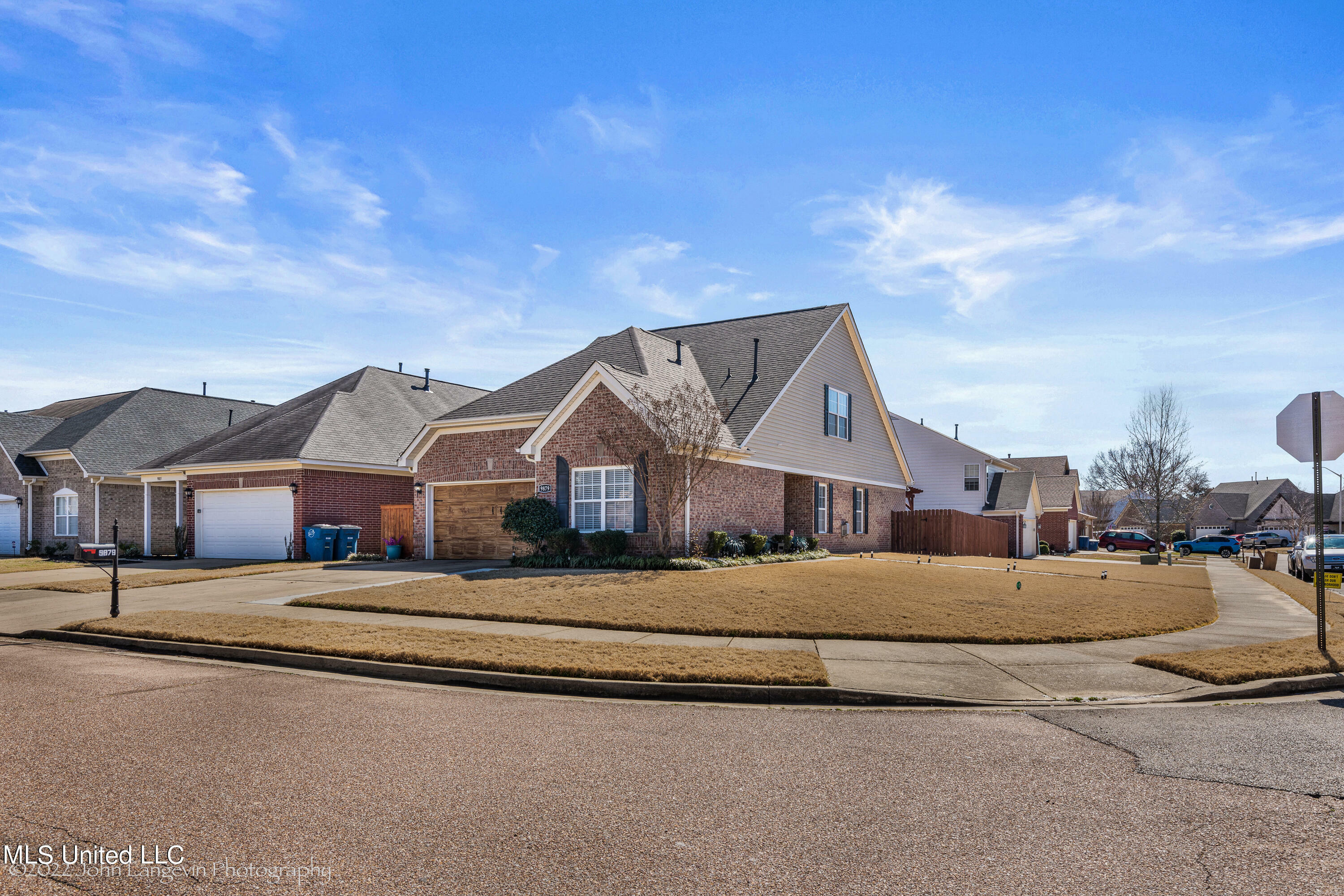 9879 White Poplar Drive  Olive Branch MS 38654 photo