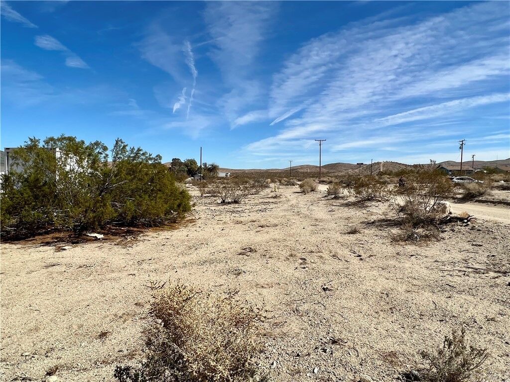 Property Photo:  123 Park Avenue  CA 92277 
