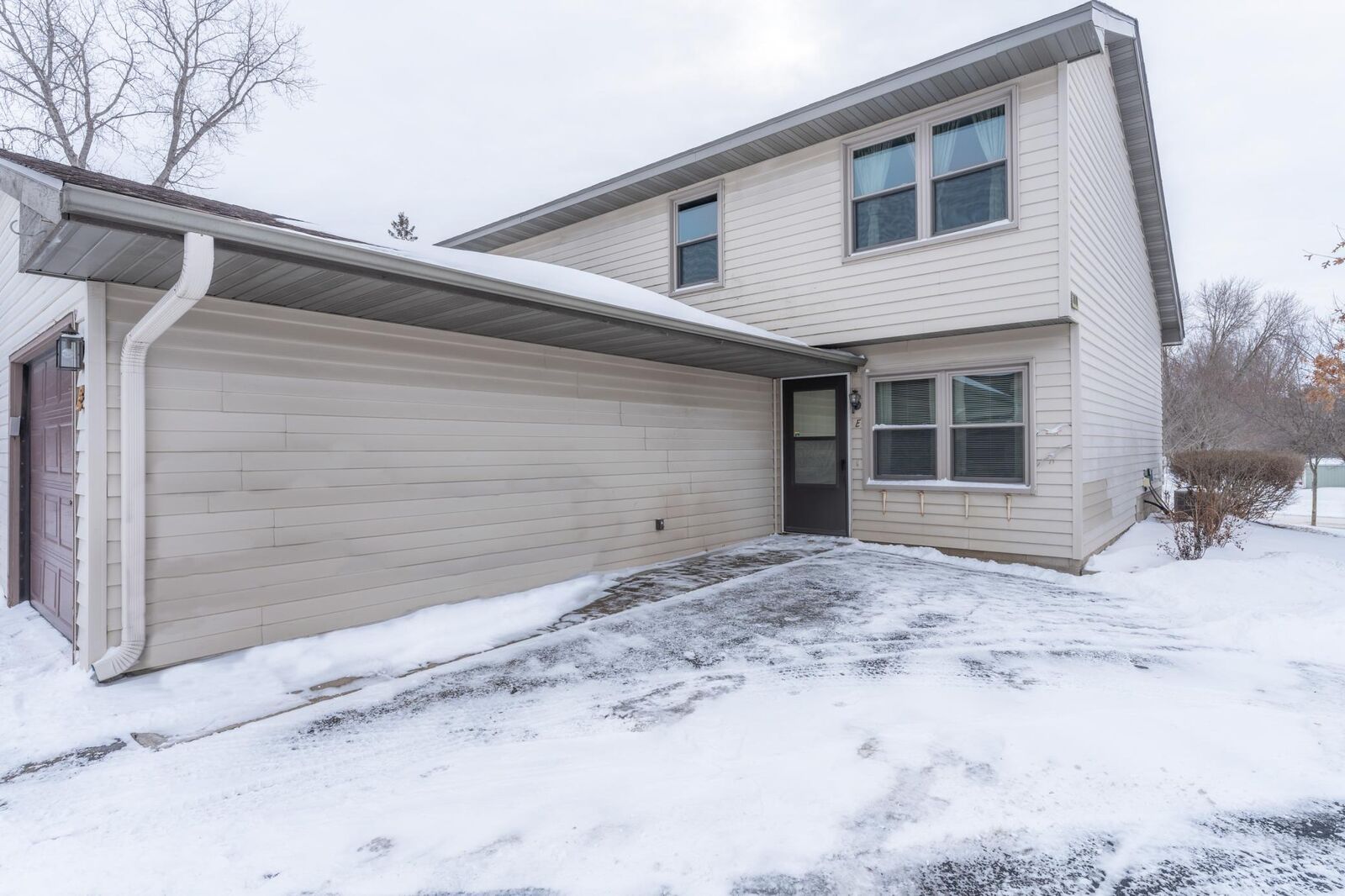 Property Photo:  700 8th Street N E  WI 54016 
