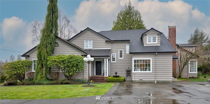 Property Photo: 1100 N Broadway Street WA 98520