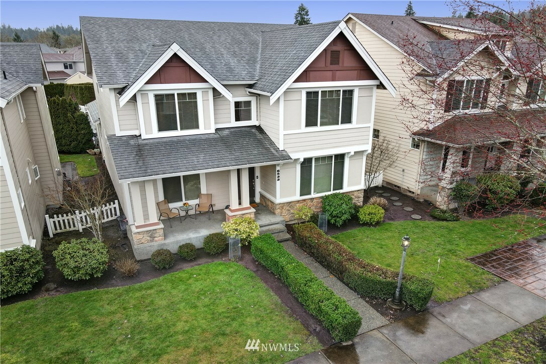 Property Photo: 6533 193rd Place NE WA 98052