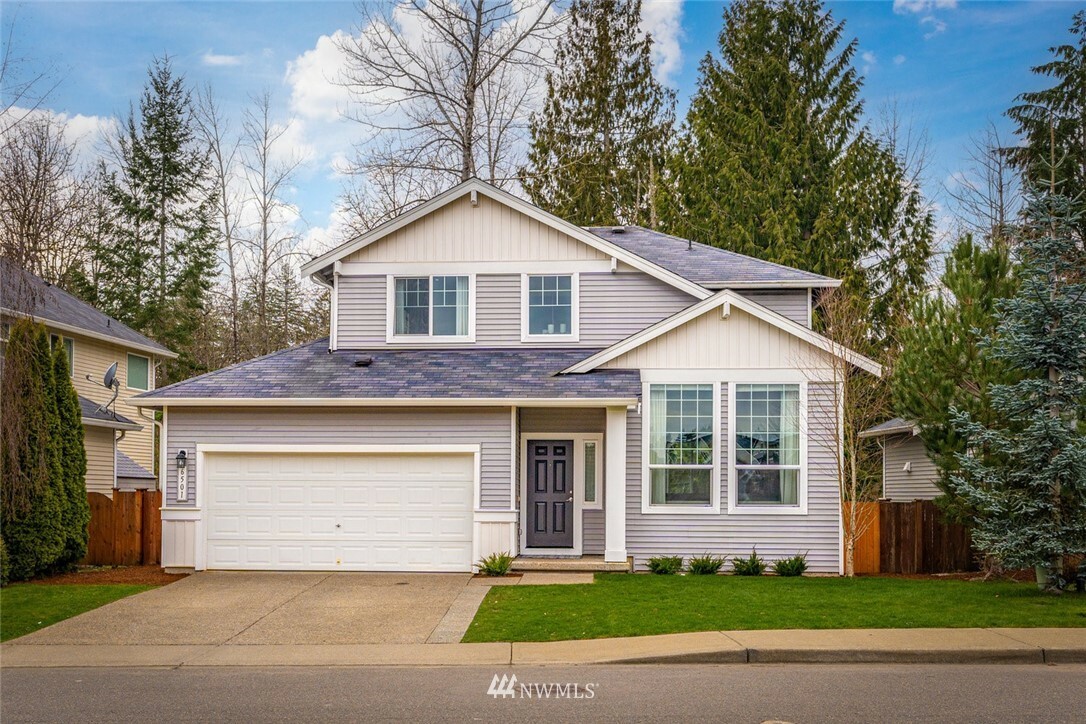 Property Photo: 6501 Charlotte Avenue SE WA 98092