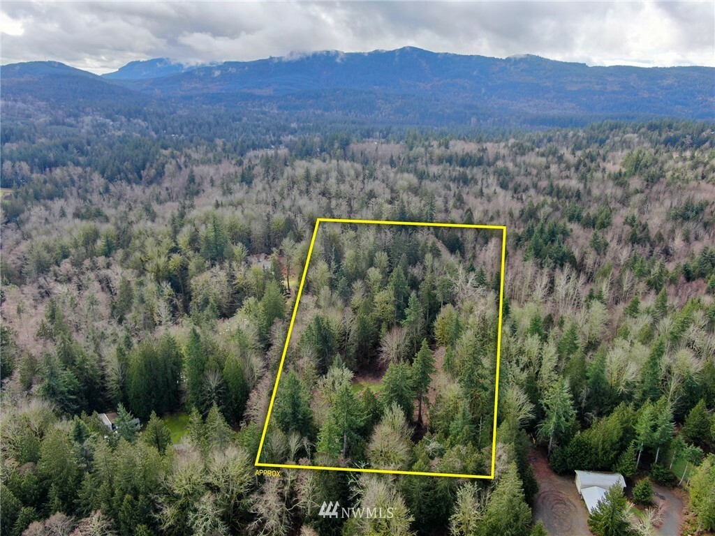 Property Photo:  815 Palmer Road  WA 98229 