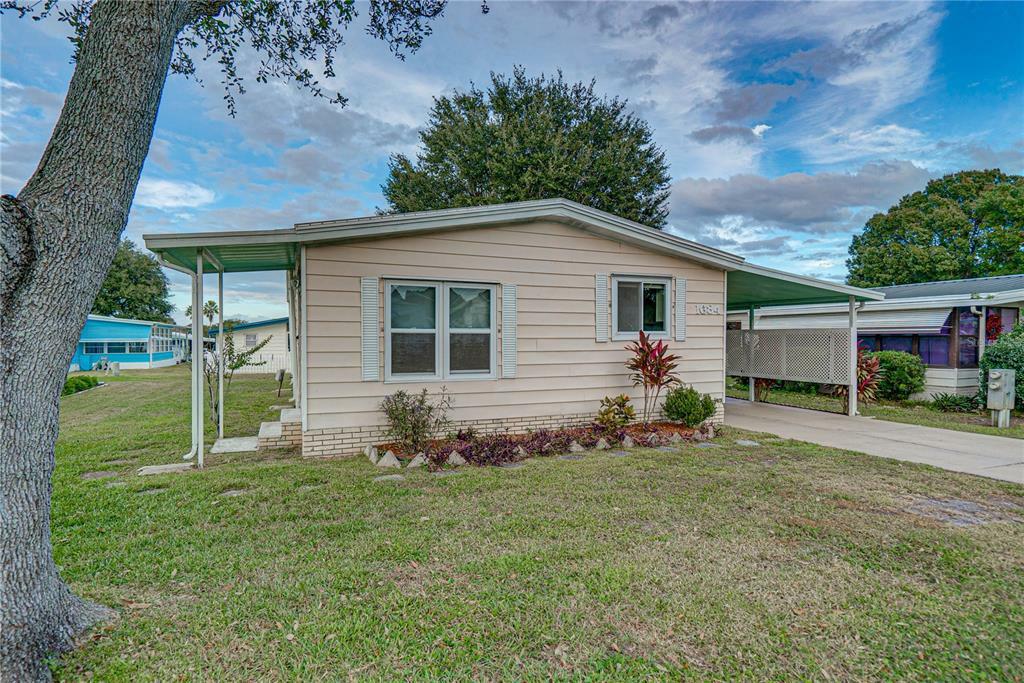 Property Photo:  1684 Foxway Drive  FL 33810 