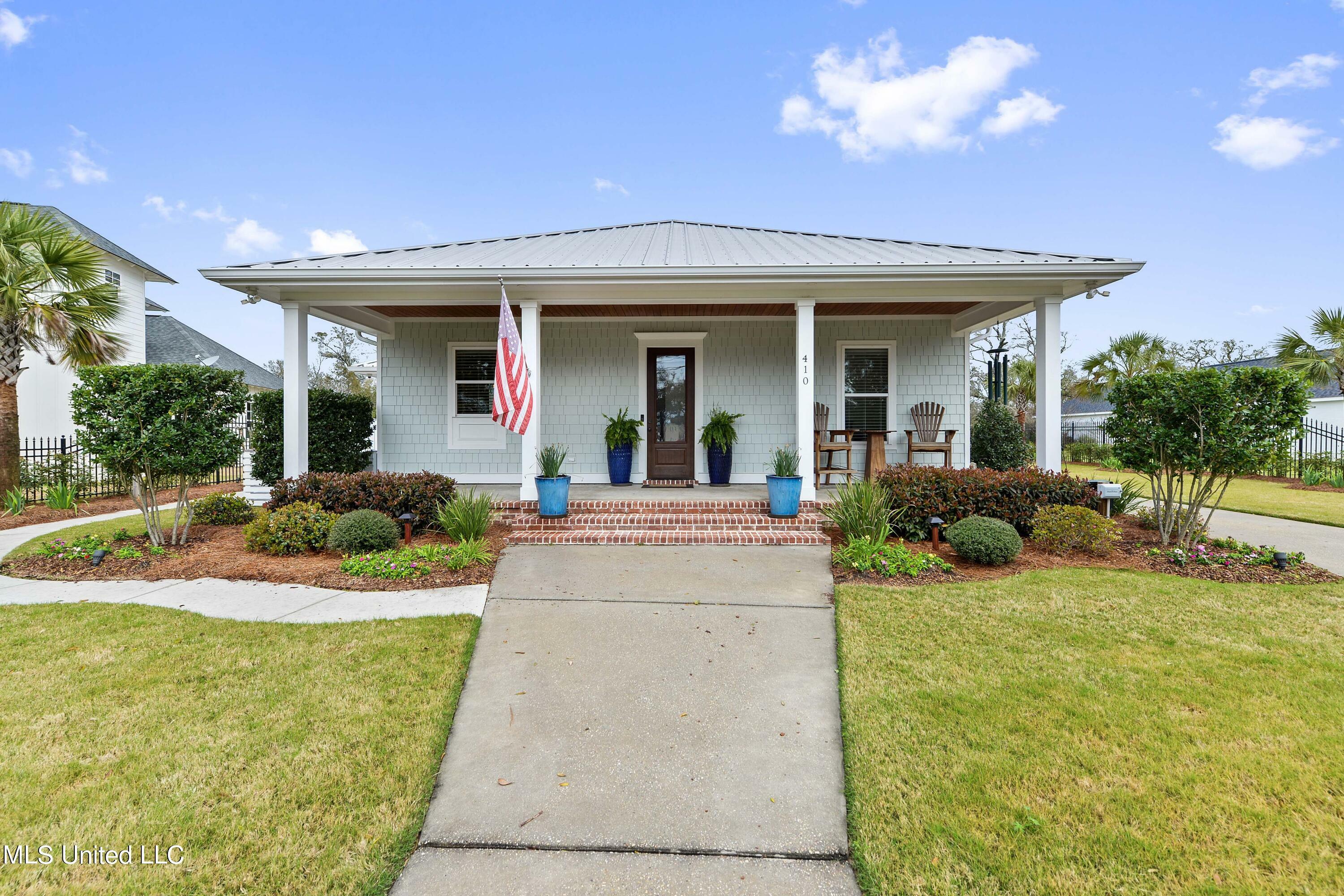 Property Photo:  410 2nd Street  MS 39507 