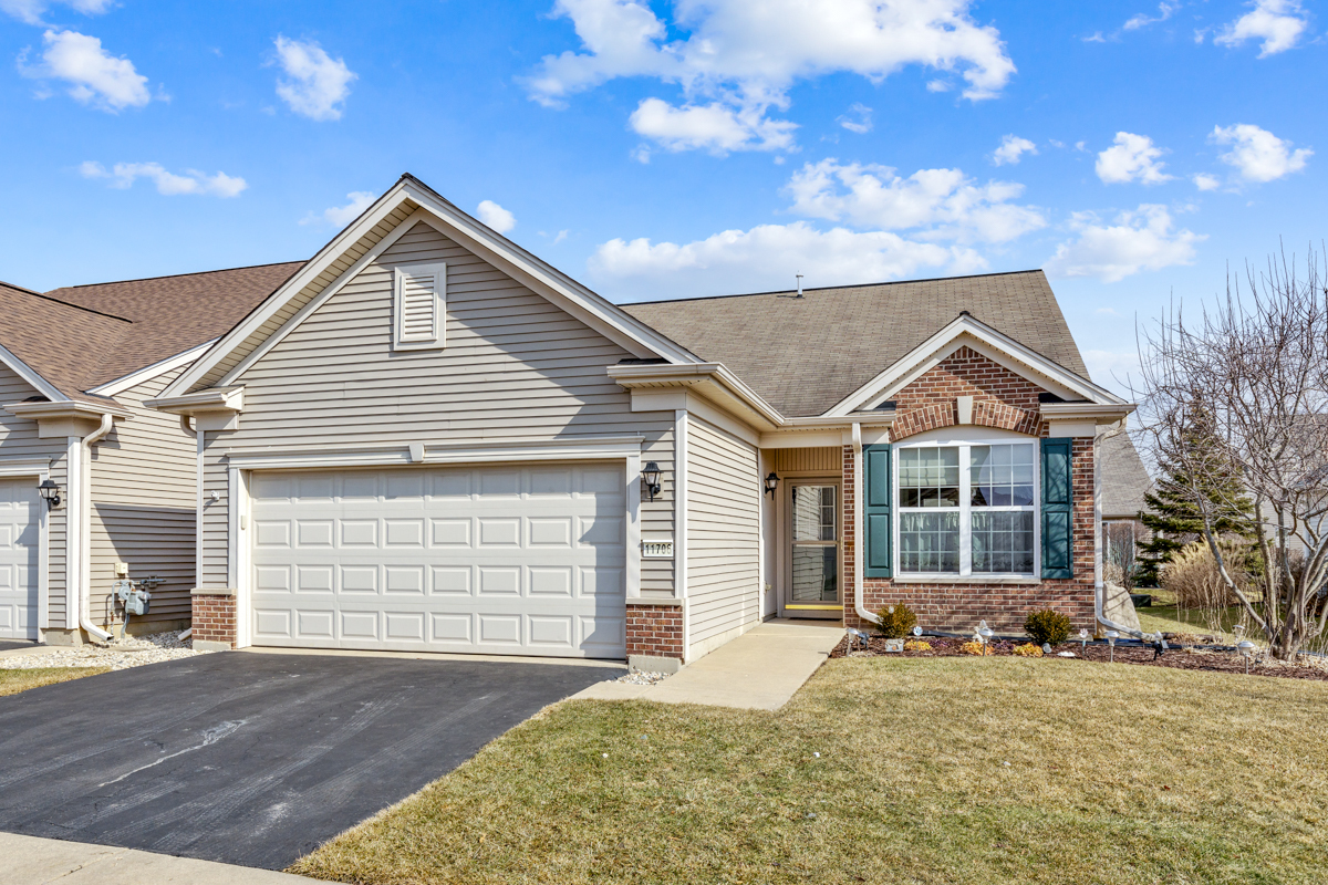 Property Photo: 11706 Evergreen Lane IL 60142