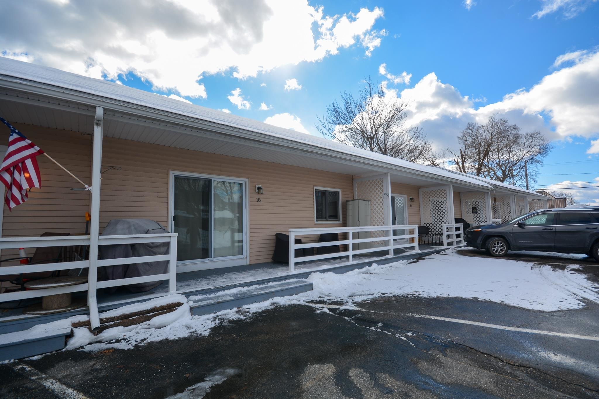 Property Photo:  454 Winnacunnet Road 18  NH 03842 