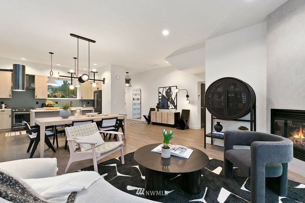 Property Photo: 4808 S Raymond Street WA 98118