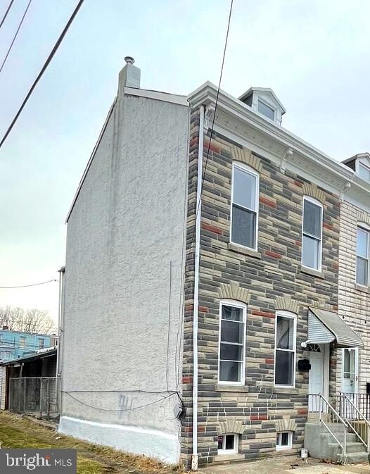 Property Photo: 342 Carpenter Street PA 19602