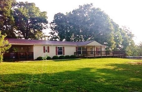 Property Photo: 6945 Highway 690 KY 40145