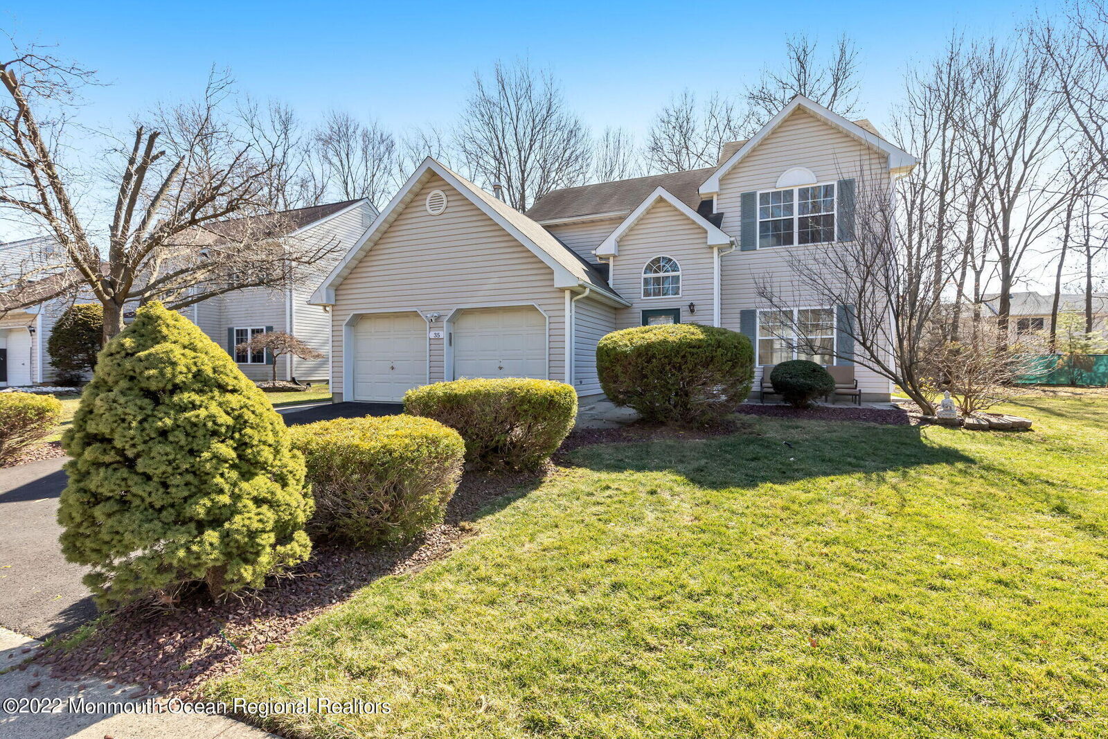 Property Photo:  35 Nutmeg Road  NJ 07747 