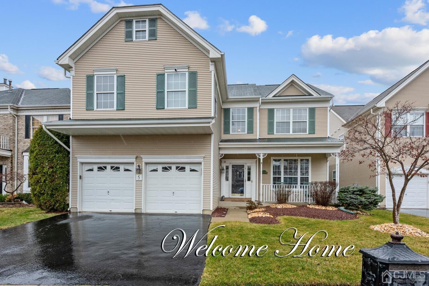 Property Photo:  5 Saddlebrook Drive  NJ 07726 