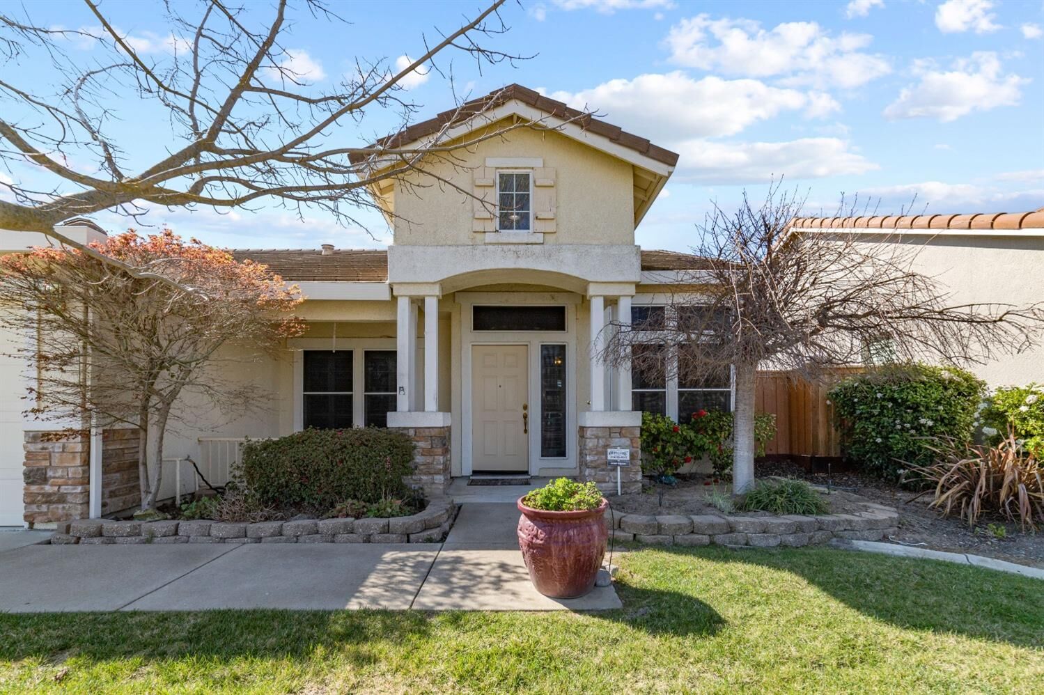 Property Photo: 3320 Victoria Island Court CA 95691