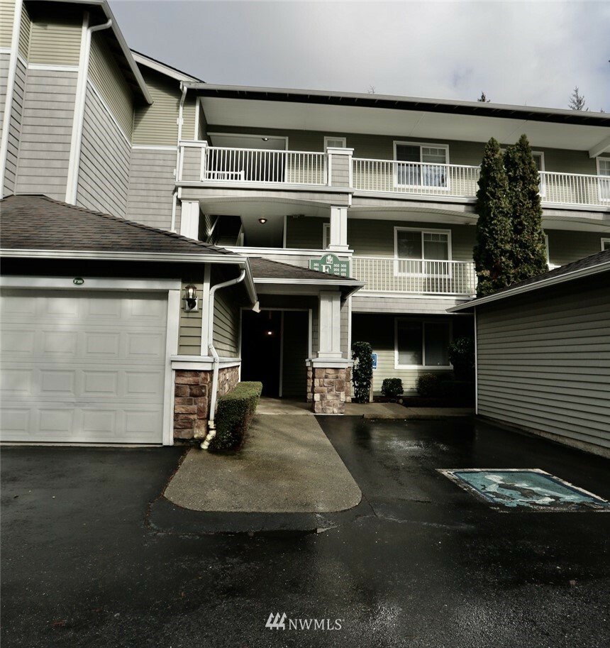 Property Photo:  12712 Admiralty Way F102  WA 98204 