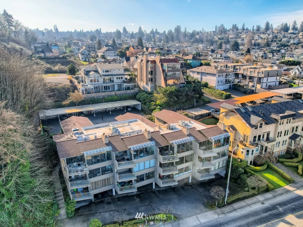 Property Photo: 2002 N 30th Street 102 WA 98403