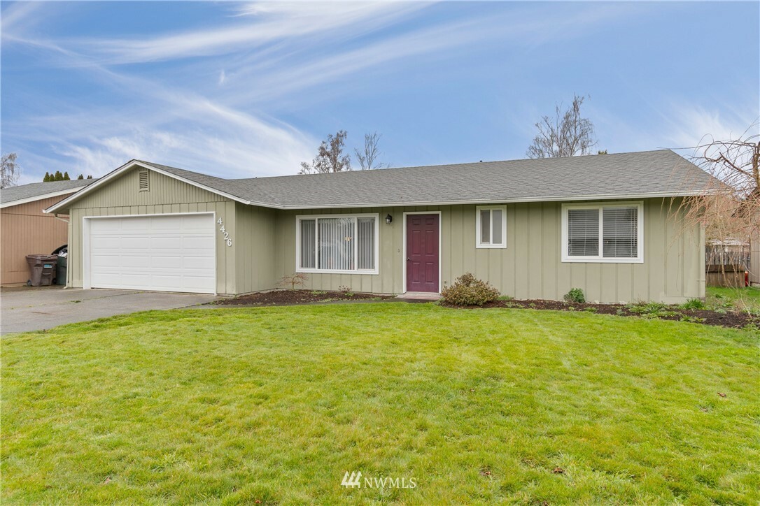 Property Photo:  4426 Independence Lane  WA 98632 