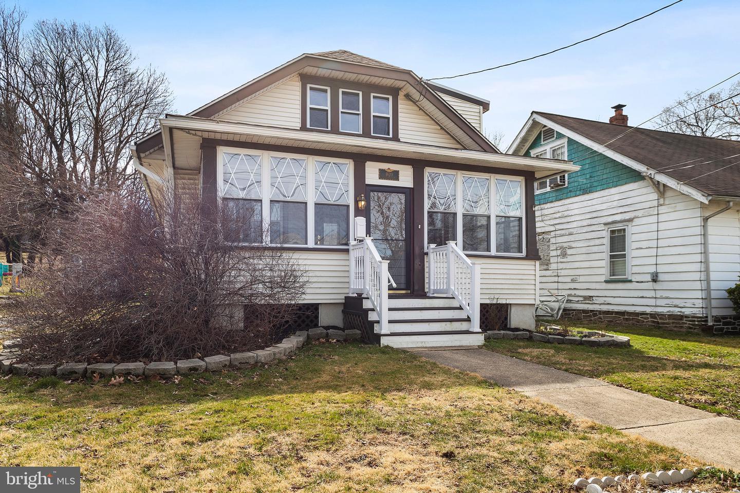 Property Photo: 1620 Jefferson Avenue PA 19094