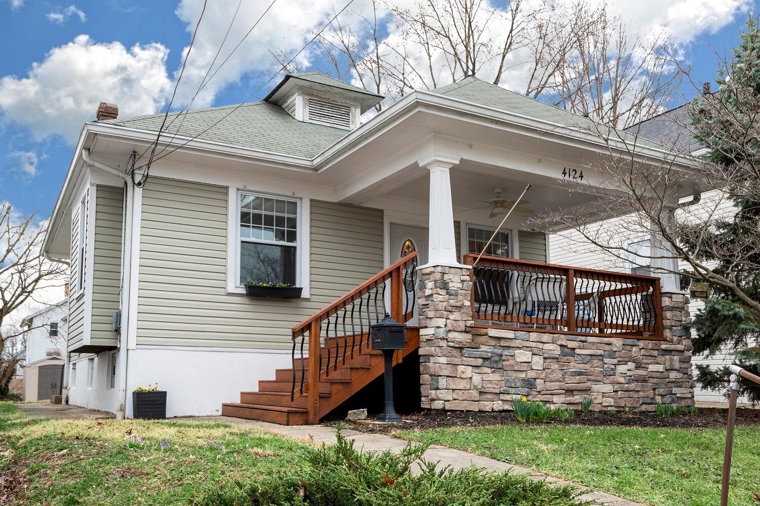 Property Photo: 4124 Twenty Eighth St OH 45209