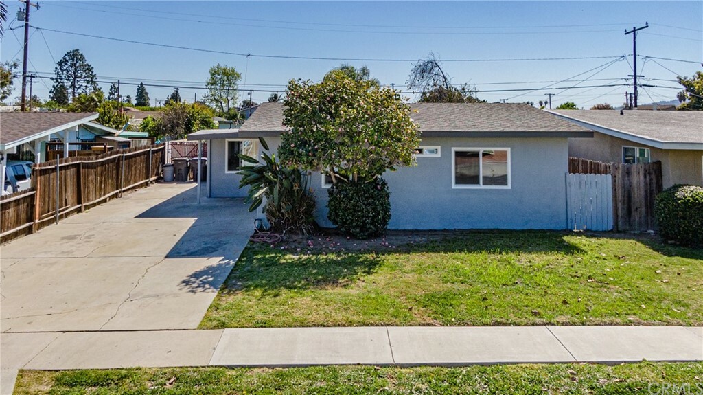 Property Photo: 162 W 234th Place CA 90745