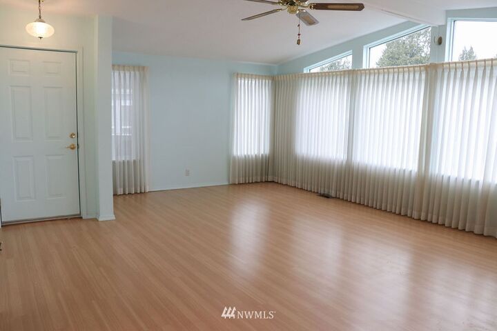 Property Photo:  8430  15th Place SE 32  WA 98258 