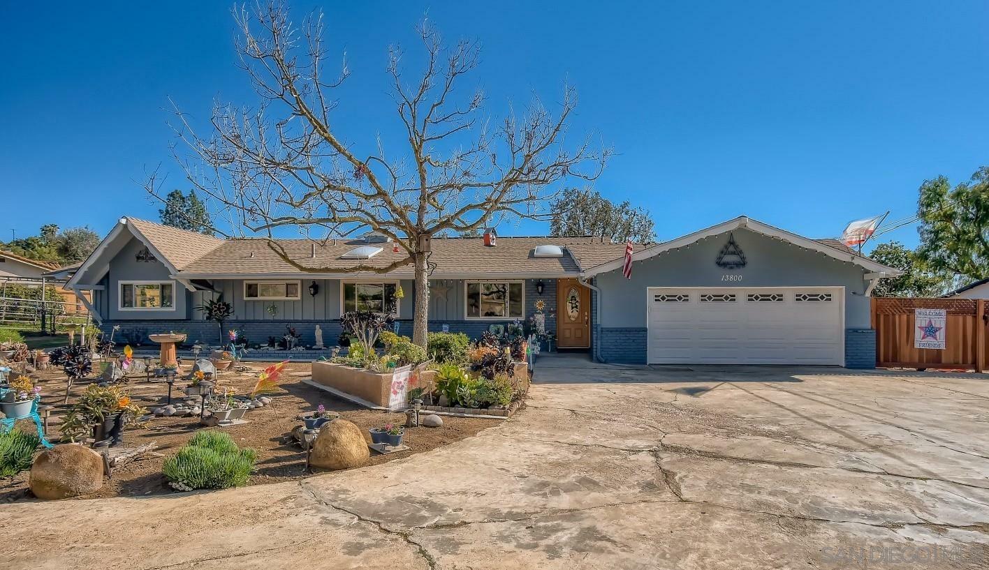 Property Photo:  13800 Temple Way  CA 92064 