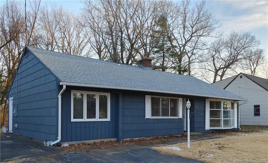 Property Photo:  282 Burke Street  CT 06118 