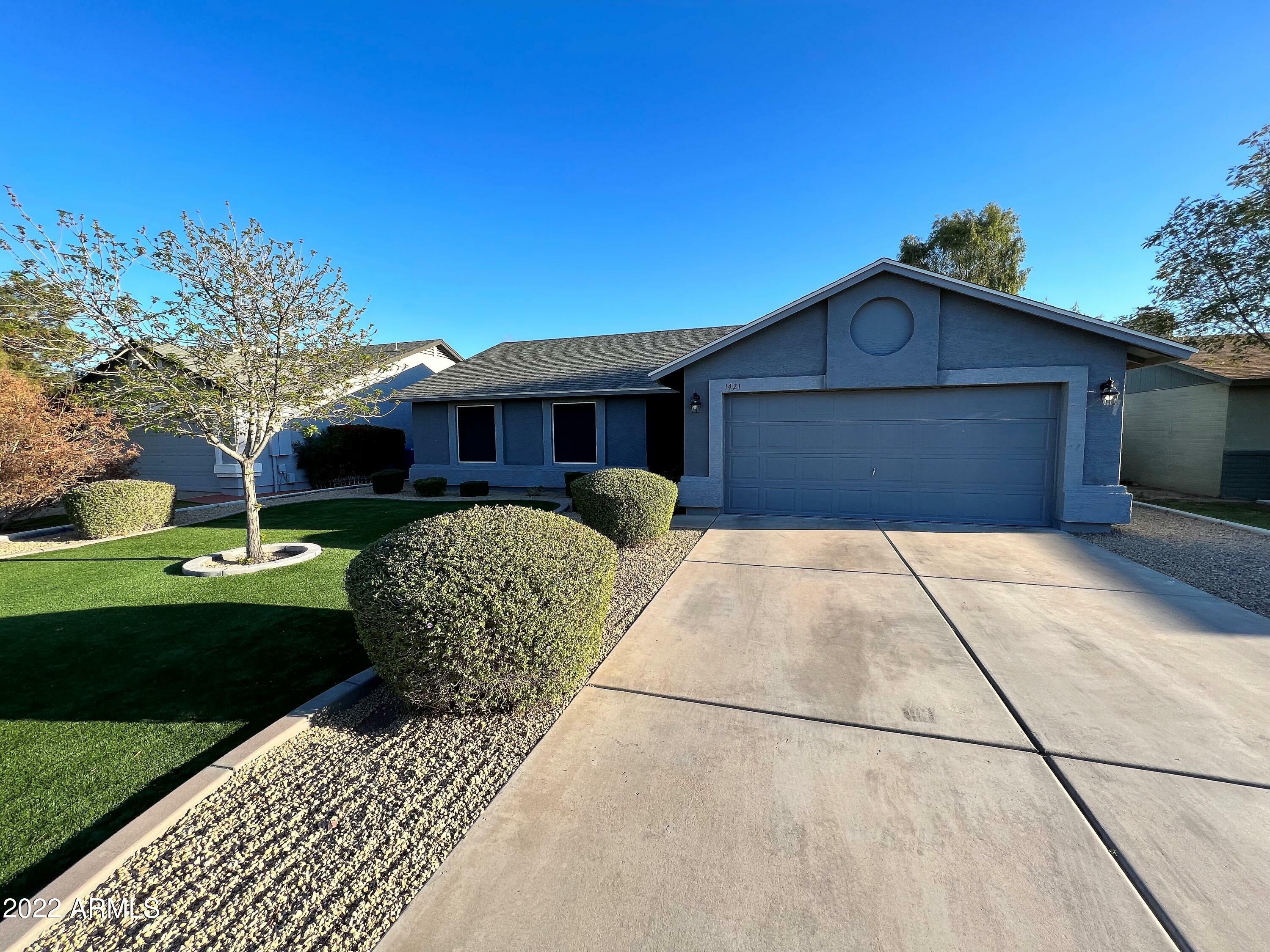 Property Photo:  1421 E Irwin Avenue  AZ 85042 