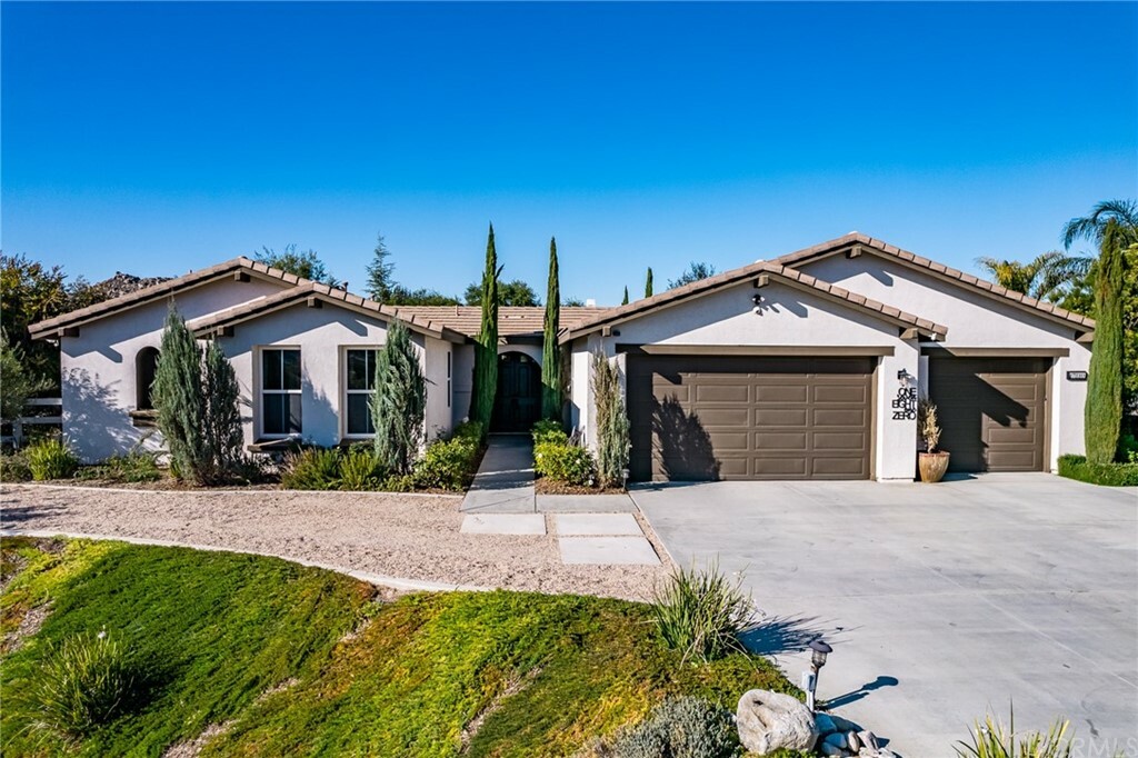 Property Photo: 17810 Wildwood Creek Road CA 92504