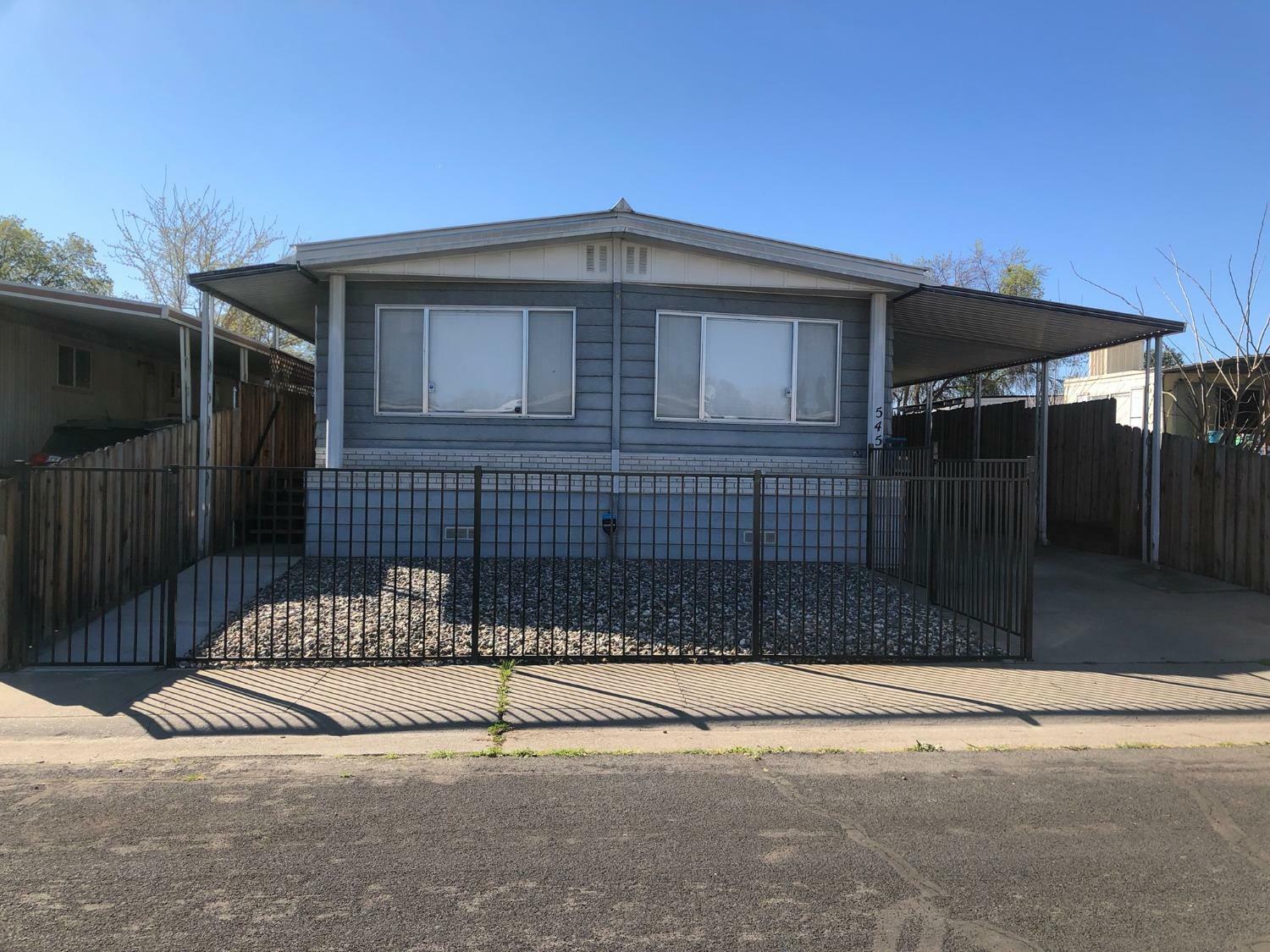 Property Photo: 545 Vandenberg Circle CA 95747