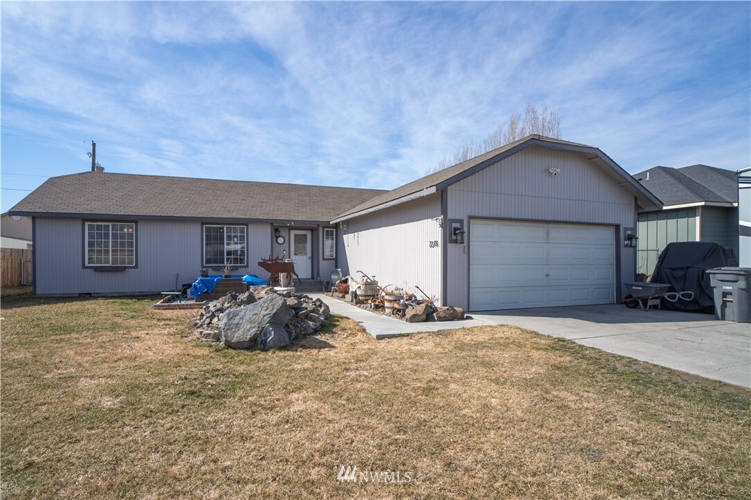 Property Photo: 2278 Gladys Lane NE WA 98837