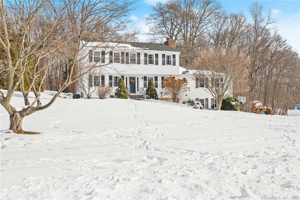 Property Photo:  26 North Green Acres Lane  CT 06611 