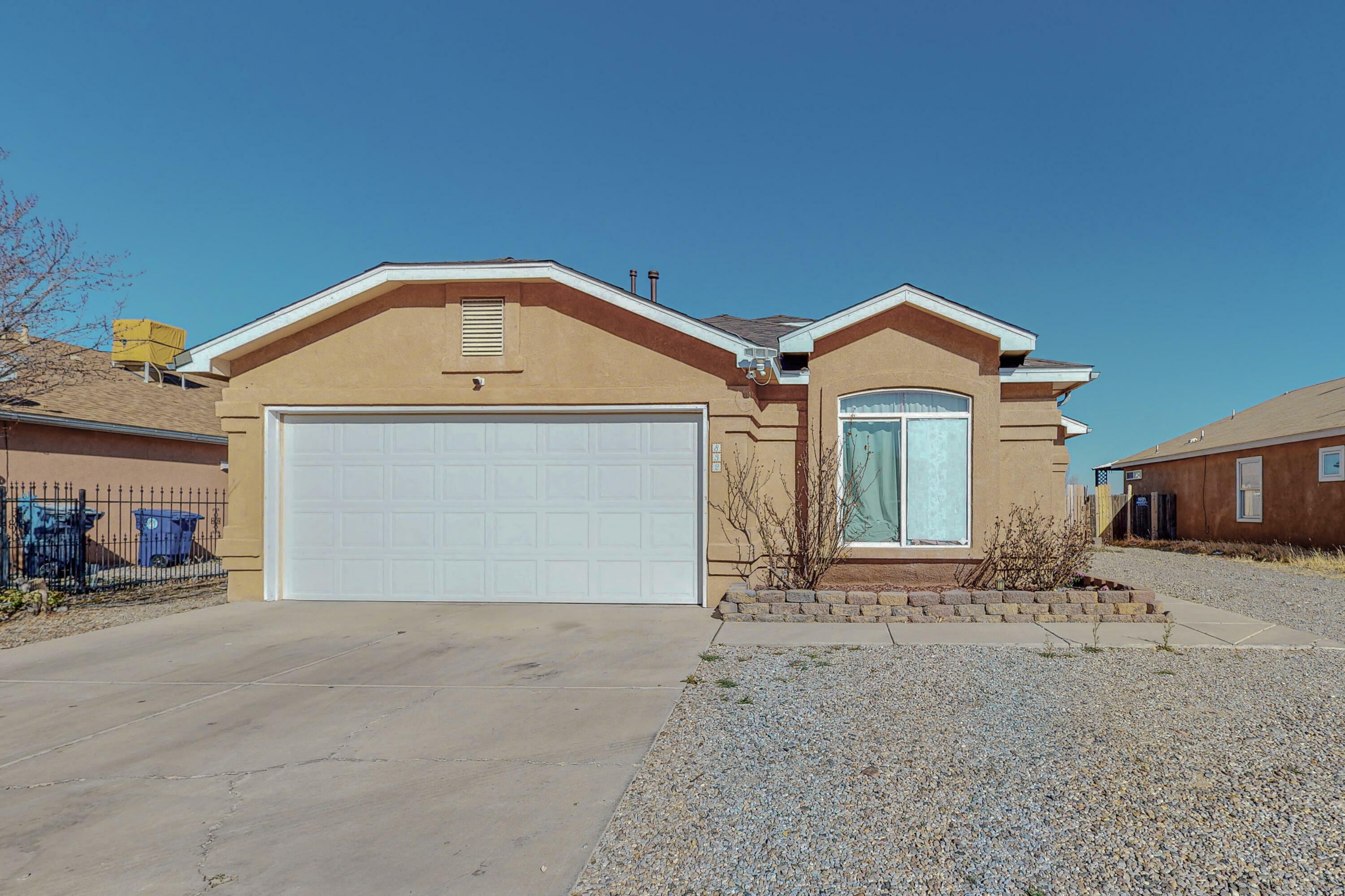 Property Photo:  832 Tanager Drive SW  NM 87121 