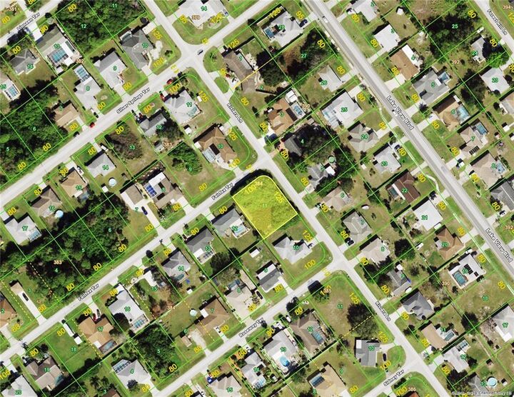 Property Photo: 907 Fairfax Terrace NW FL 33948