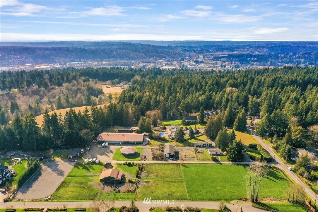 Property Photo:  15715 NE 175th Street  WA 98072 