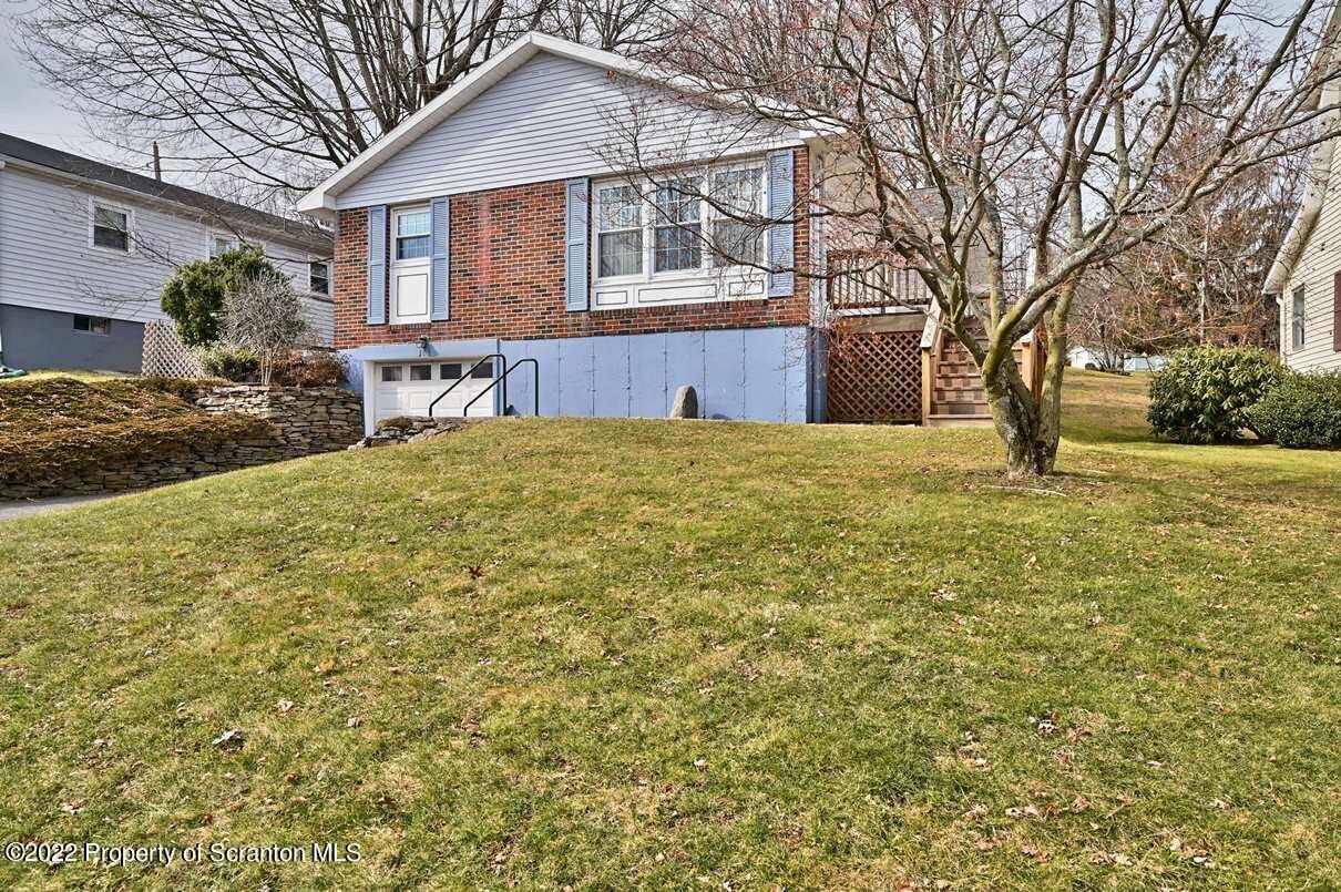 303 Adams Avenue  Clarks Summit PA 18411 photo