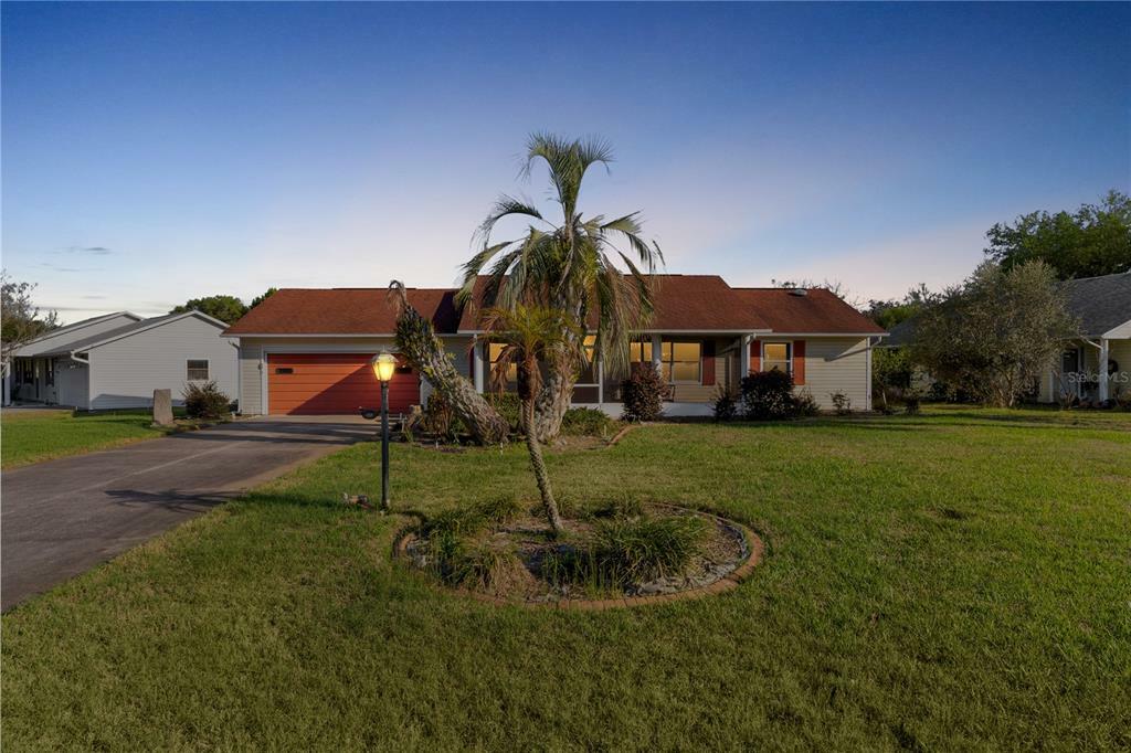 Property Photo:  921 Dundee Circle  FL 34788 