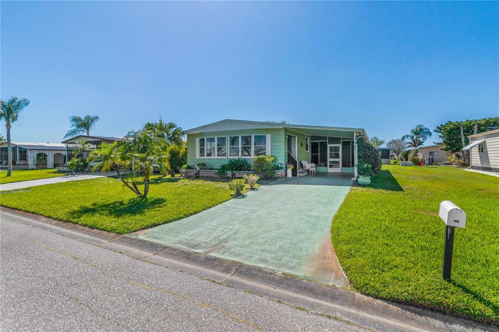 Property Photo:  128 Nautical Drive  FL 34287 