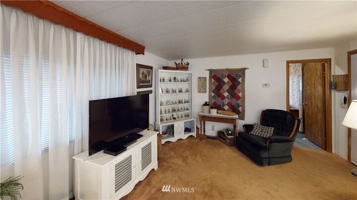 Property Photo: 4450 Cindi Lane NE 20 WA 98837