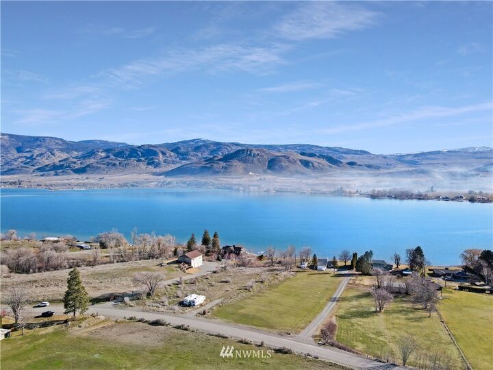 Property Photo:  147 Westlake Road  WA 98844 