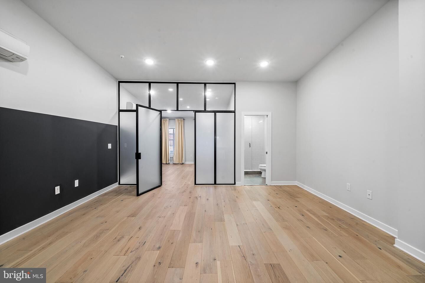 Property Photo:  257 N 3rd Street 6  PA 19106 